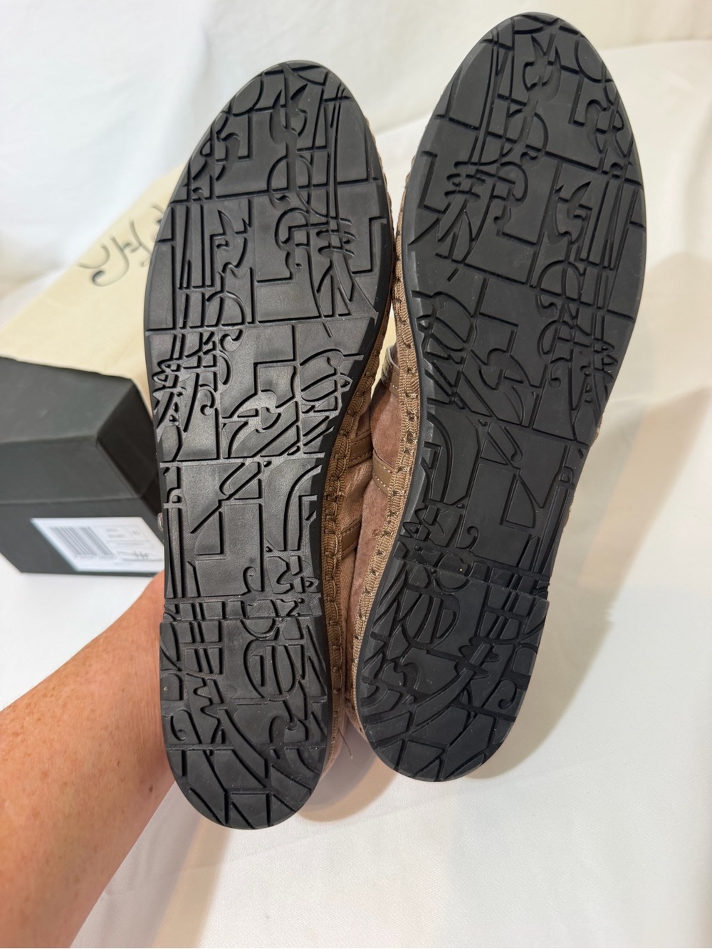 Flabelus Mina Triple Strap Velvet Mary Jane Flats Brown EU 40 NIB Handmade Spain - Picture 15 of 17